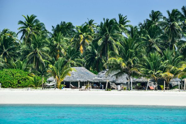 Discover the Top UK Campsites for Immersive Winter Festival Adventures